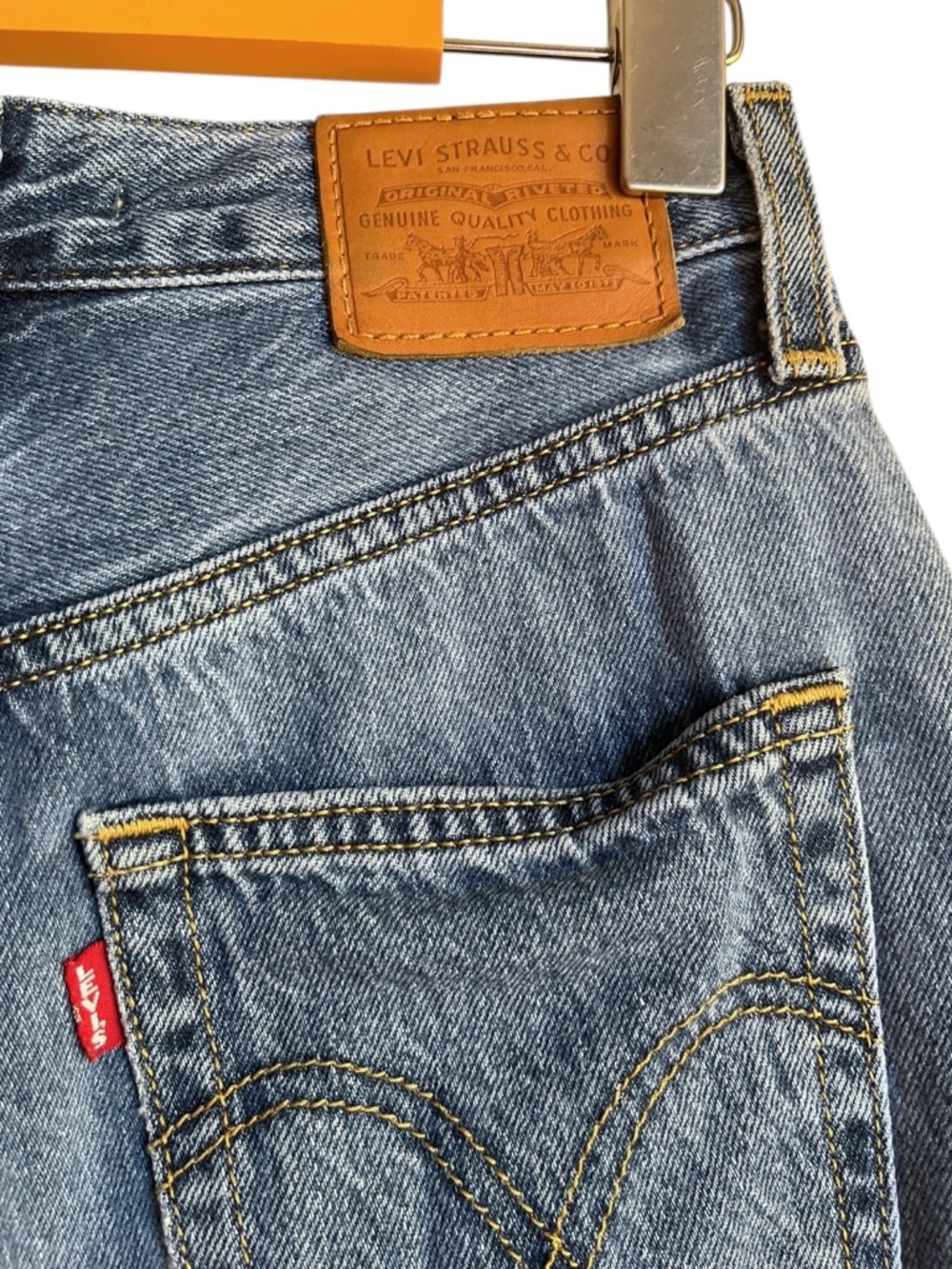 Levi’s High Loose Taper Jeans High Rise Relaxed W25 Premium Blue Denim - Picture 11 of 16